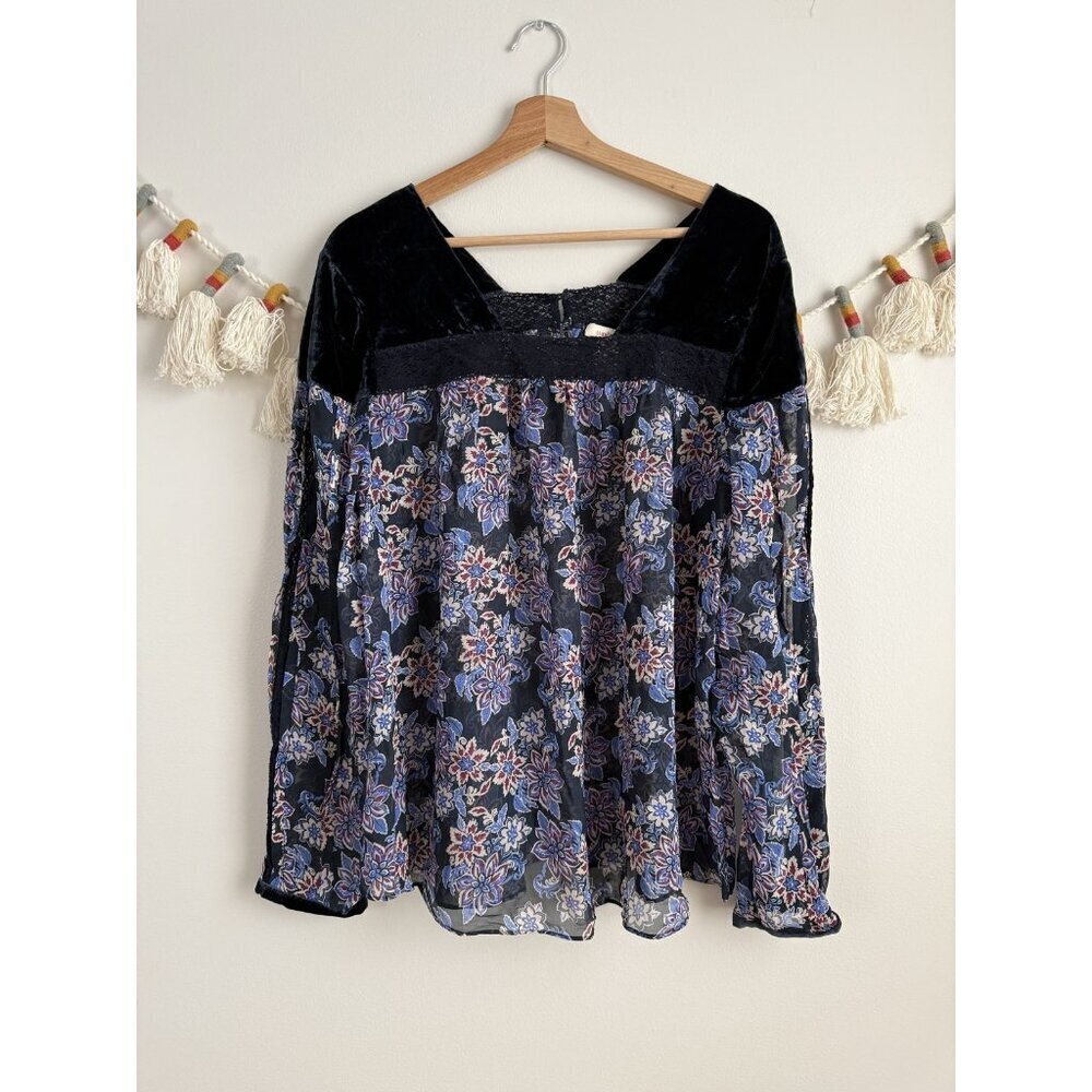 Sundance 100% Silk Navy Paisley Velvet Semi Sheer Top Fairy Cottage Whimsical S